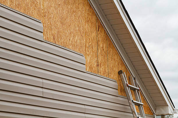 24/7 Emergency Emergency Siding Repair experts in Louisburg, NC